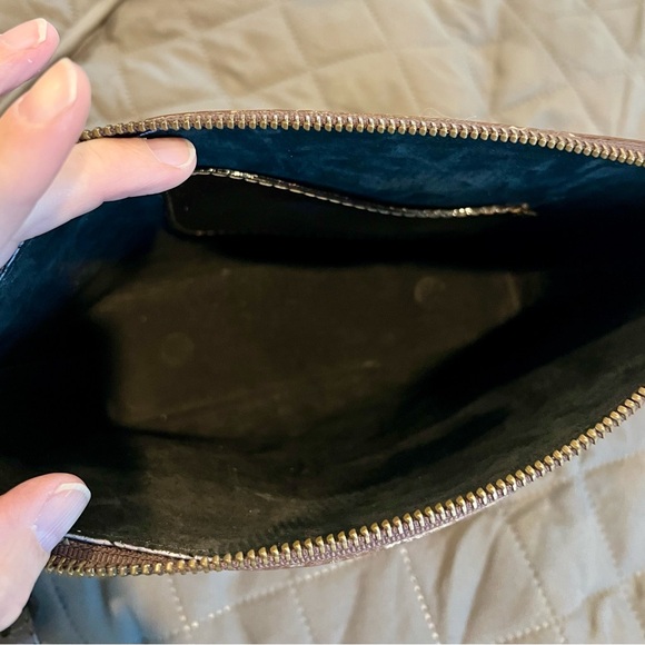 Women’s Leather Cross Body Hello Kitty Brown Bag - Picture 4 of 6